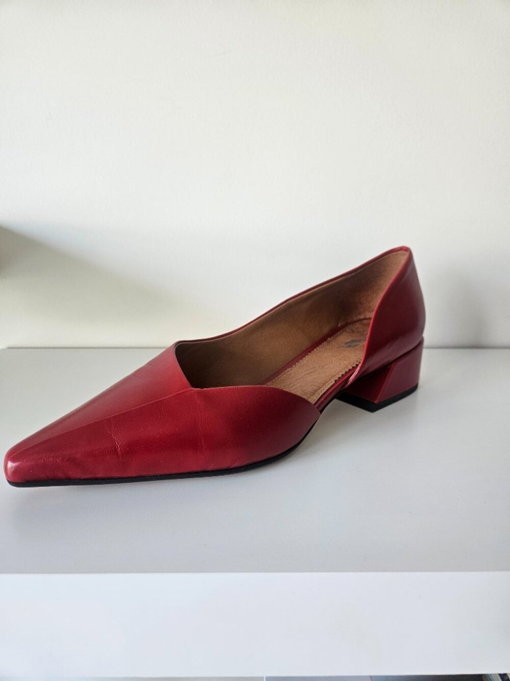 Franco Sarto Red Leather Pointed Toe Block Heel Pumps, Size 7.5 - Picture 7 of 12